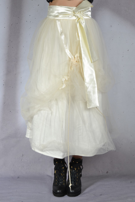Misora Nakamori skirt 47009840