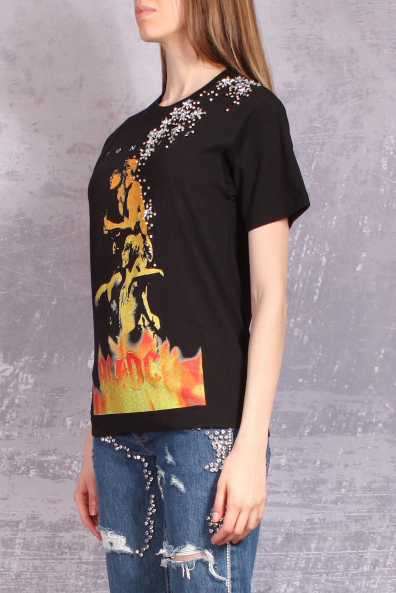 Tiger In The Rain T-shirt for Clothes 